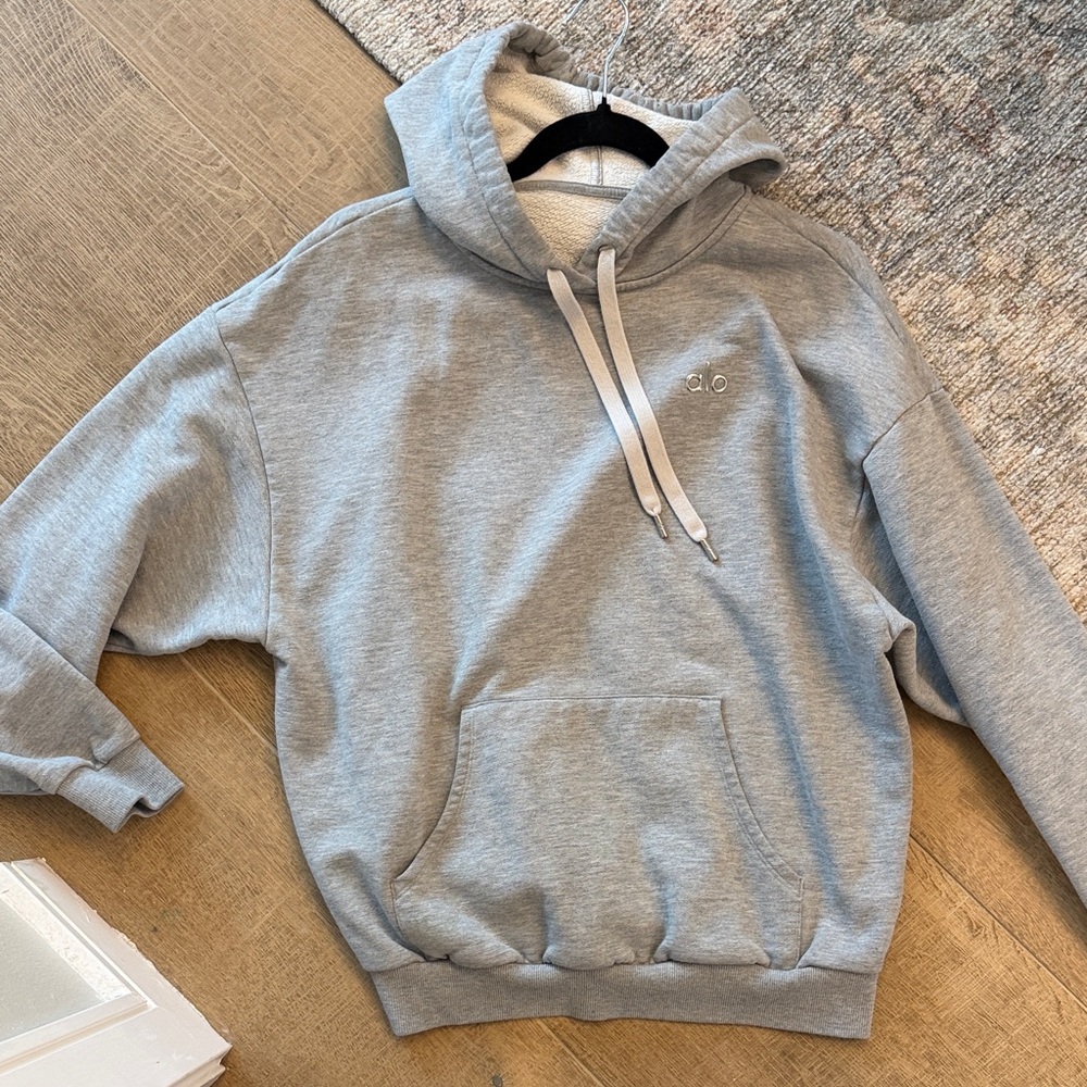 ALO Yoga Light Gray Hoodie